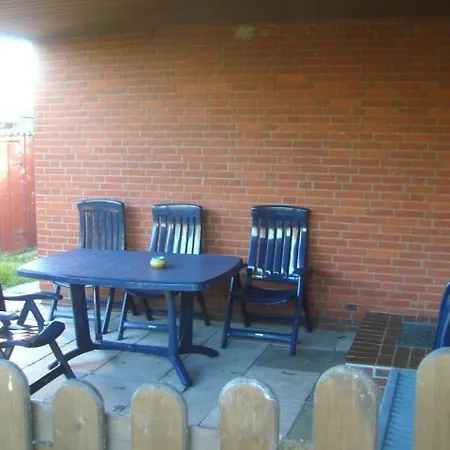 Feriehus In Muehlendeich Mit Grossem Garten *